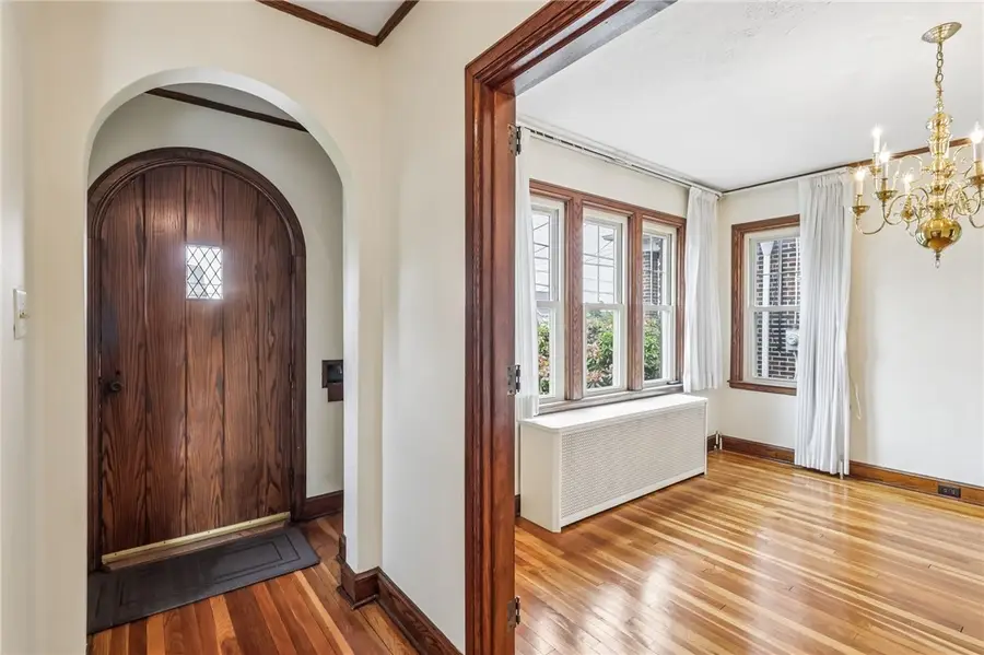 916 Bellaire Avenue, Pittsburgh, PA 15226 - #2