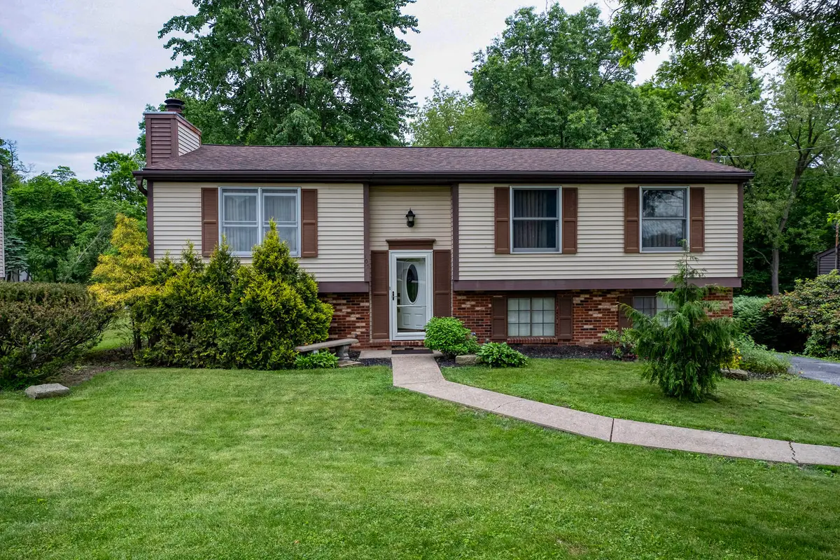 105 Nanton Way, Coraopolis, PA 15108 - #1
