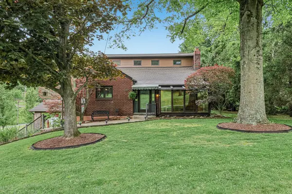 529 Utopia Road, Apollo, PA 15613