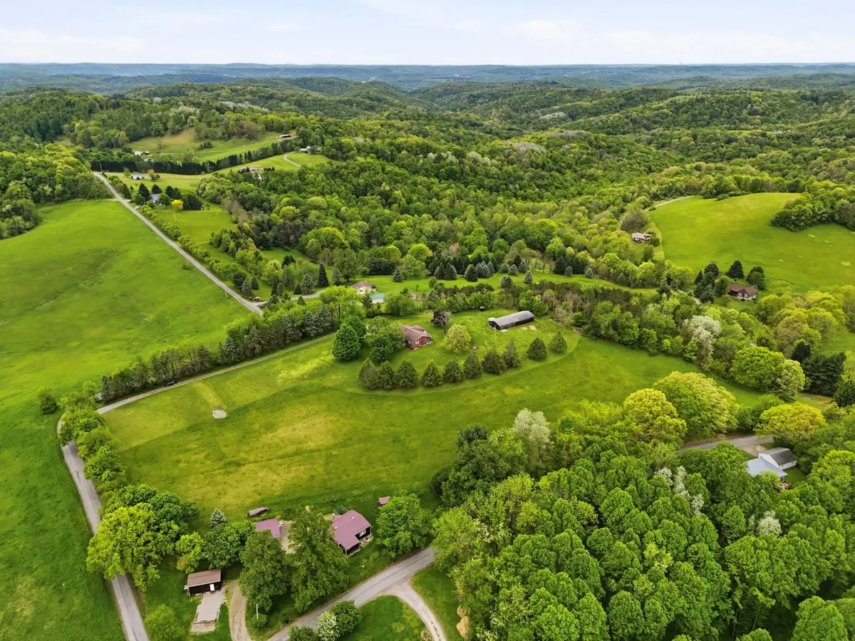 1389 Gilchrist Road, Vandergrift, PA 15690 - #1