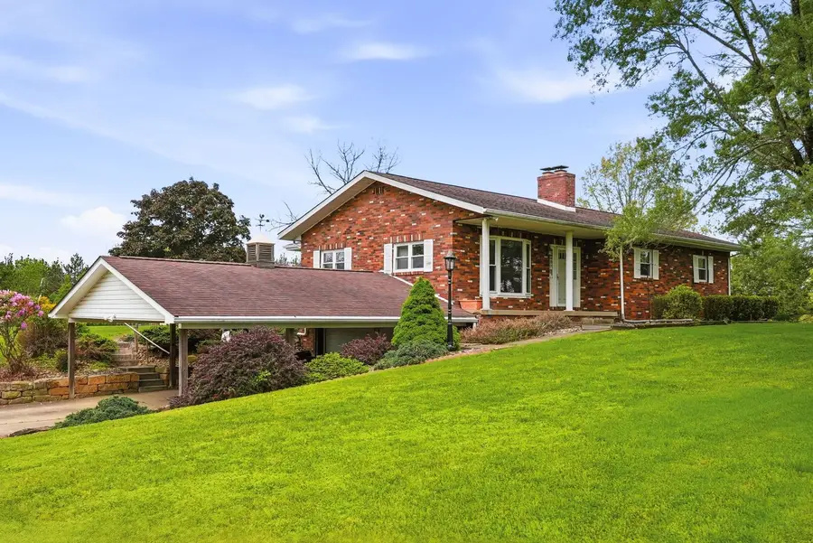 1389 Gilchrist Road, Vandergrift, PA 15690 - #3
