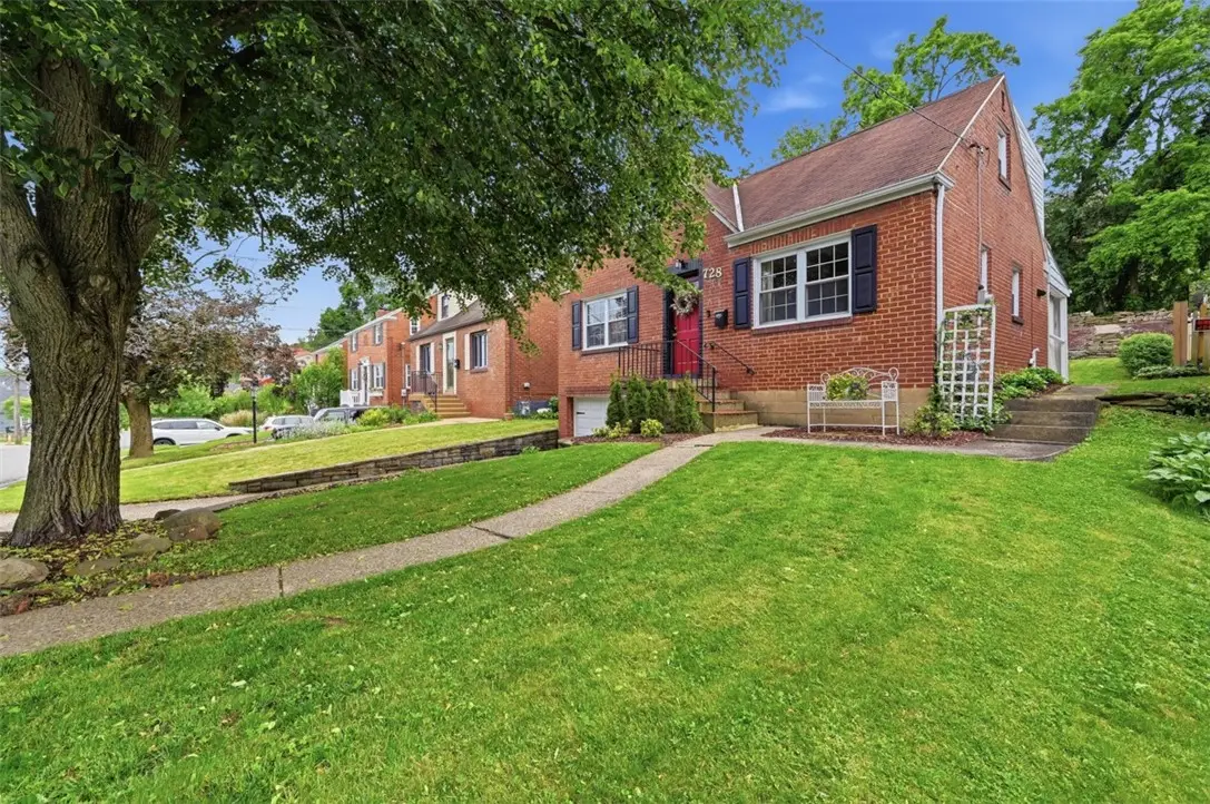728 Vallevista Ave, Pittsburgh, PA 15234 - #1