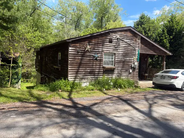 321 Gray Avenue, Cabot, PA 16023