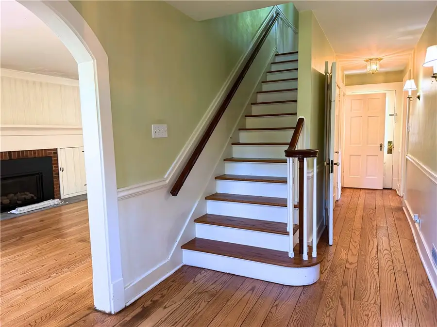 420 W Washington Blvd, Grove City, PA 16127 - #2