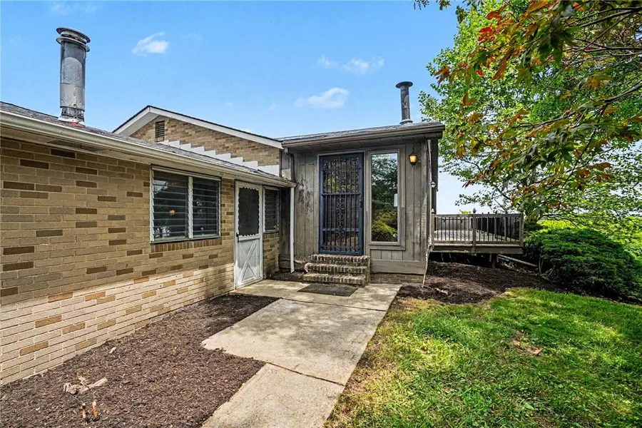 7717 Franklin Rd, Cranberry, PA 16066 - #3