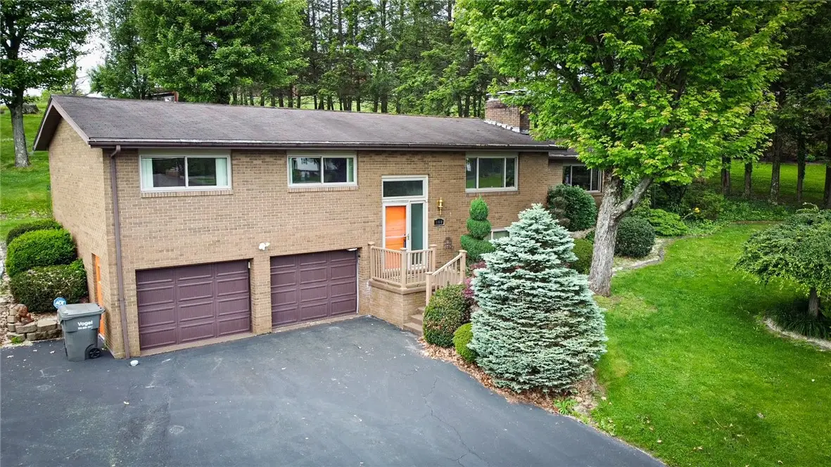 102 Lyn Dale Dr, Butler, PA 16001 - #1