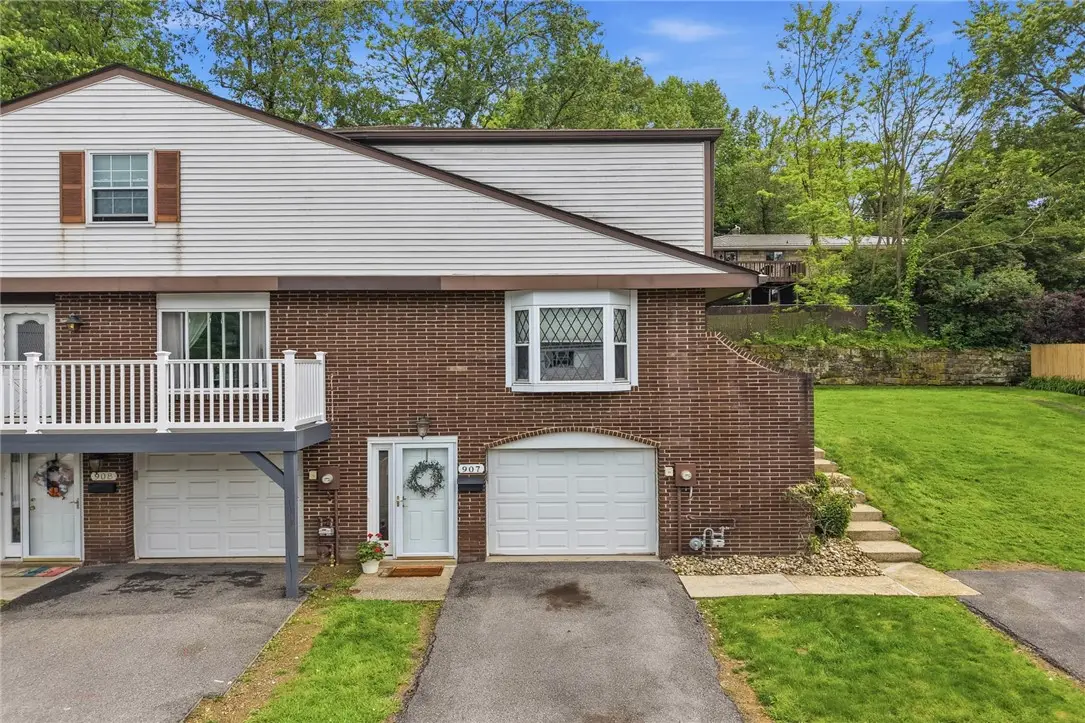 907 Camelot Drive, Pittsburgh, PA 15237 - #1