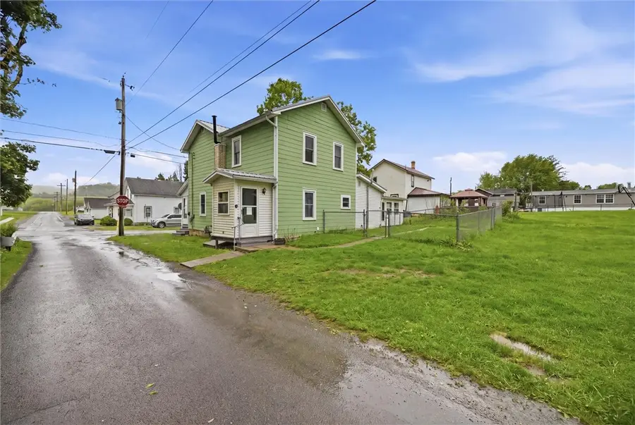 3995 Maple St, Hawthorn, PA 16230 - #3