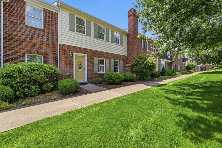 201 Boxwood Ct, McMurray, PA 15317 - #2