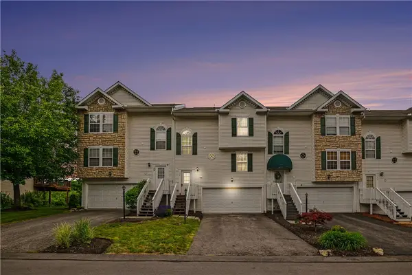 137 Mountain Dr, Carnegie, PA 15106