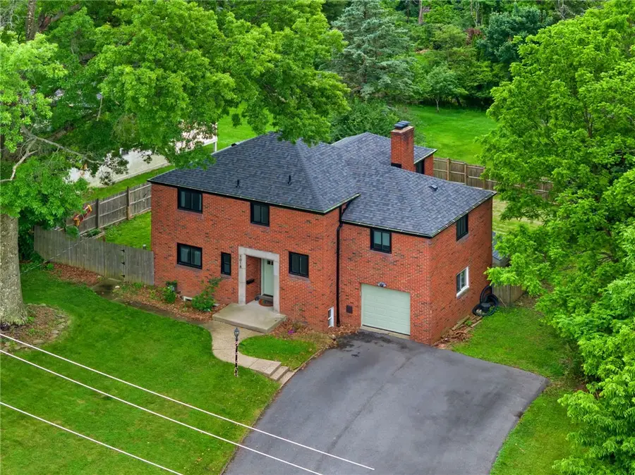 1018 Forsythe Rd, Carnegie, PA 15106 - #2