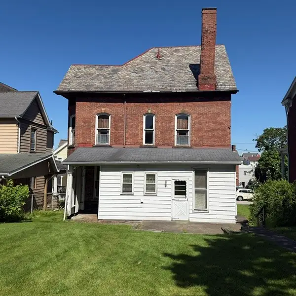 17 Eagle Street, Mount Pleasant, PA 15666