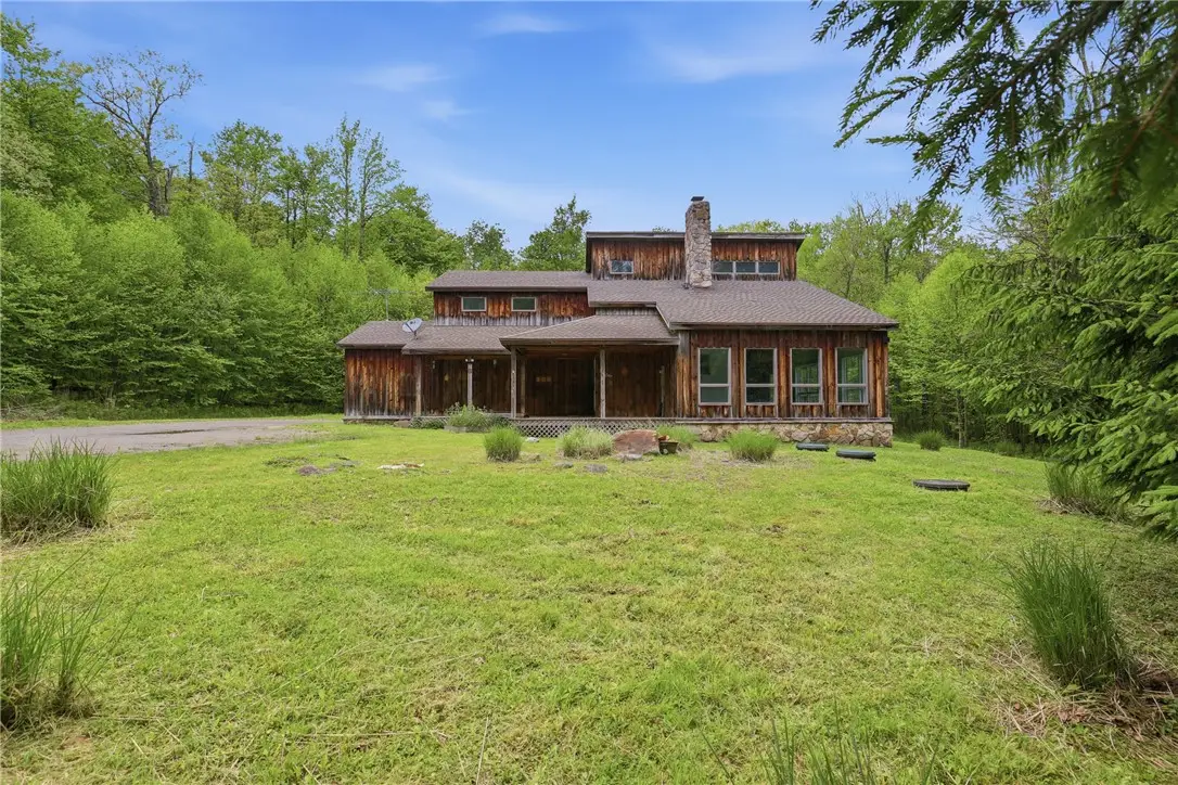 288 Ft Dewart Ln, Central City, PA 15926 - #1