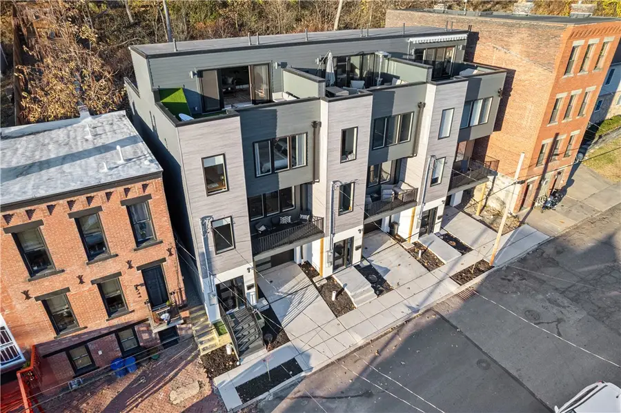 242 E Jefferson St., Pittsburgh, PA 15212 - #3