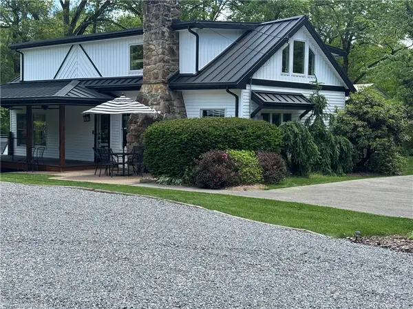 143 Mohawk Trail, Slippery Rock, PA 16057