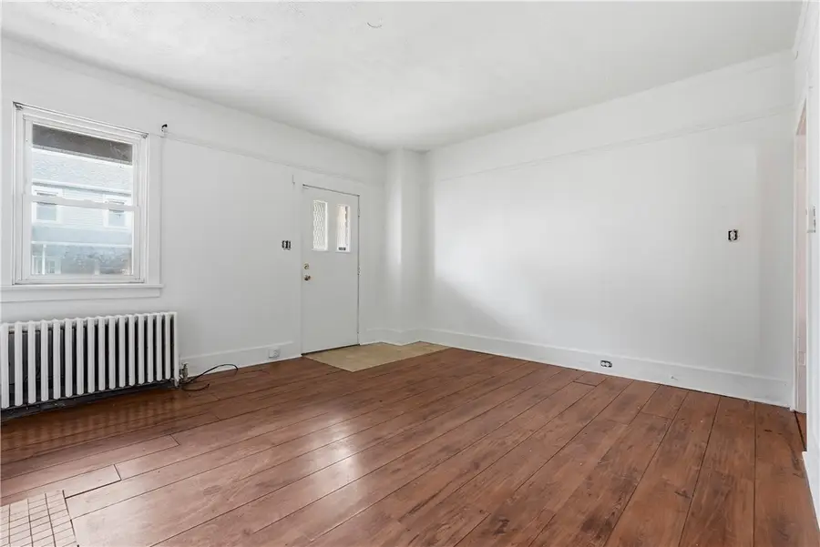 3818 Acorn St, Pittsburgh, PA 15207 - #2