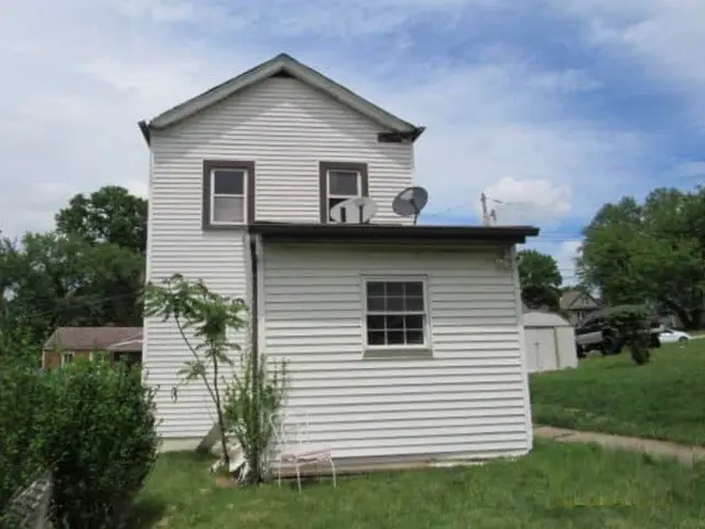 3110 West St, West Mifflin, PA 15122 - #2