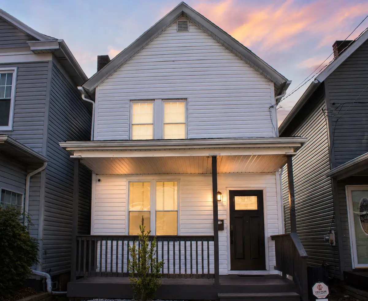 338 1/2 N 1st Street, Jeannette, PA 15644 - #1