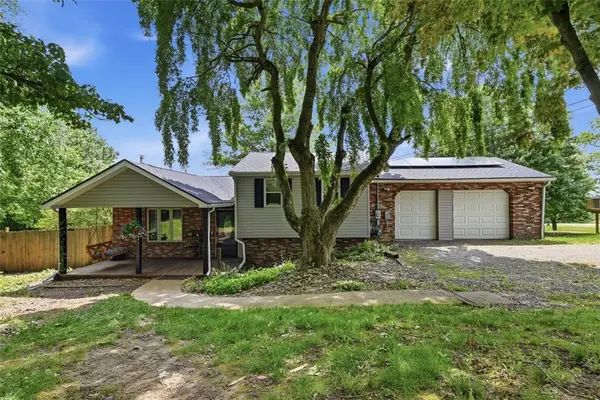 108 Connoquenessing School Rd, Renfrew, PA 16053