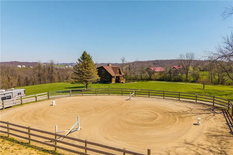 290 Washington Ave, Hickory, PA 15340 - #2