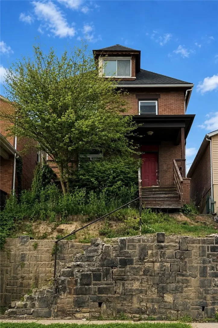 322 Duss Ave, Ambridge, PA 15003 - #1