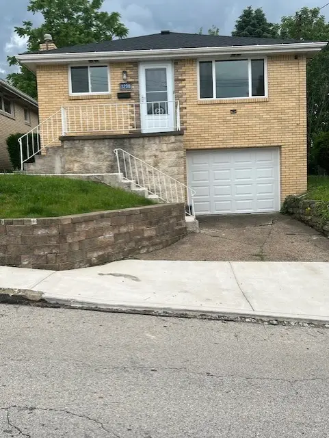 3208 Stewart St, Mckeesport, PA 15132
