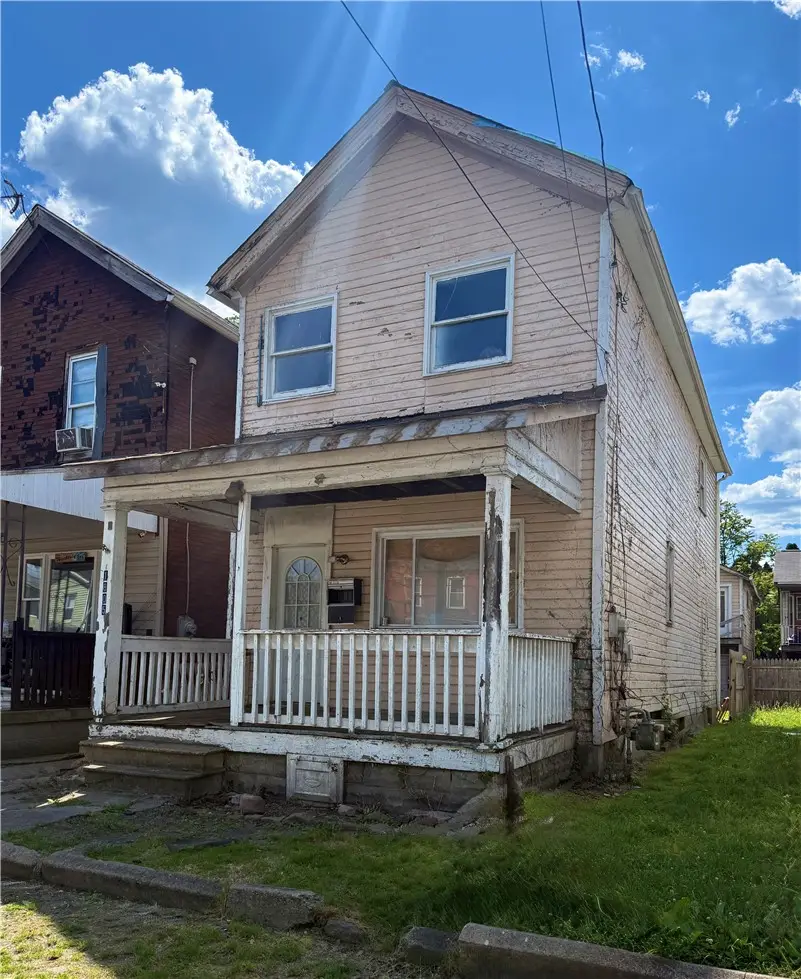1805 4th Ave, Beaver Falls, PA 15010 - #1