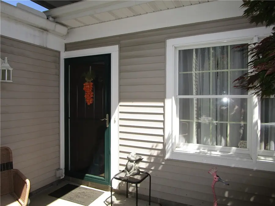 10 Golfwood Dr. #10, Hermitage, PA 16148 - #2