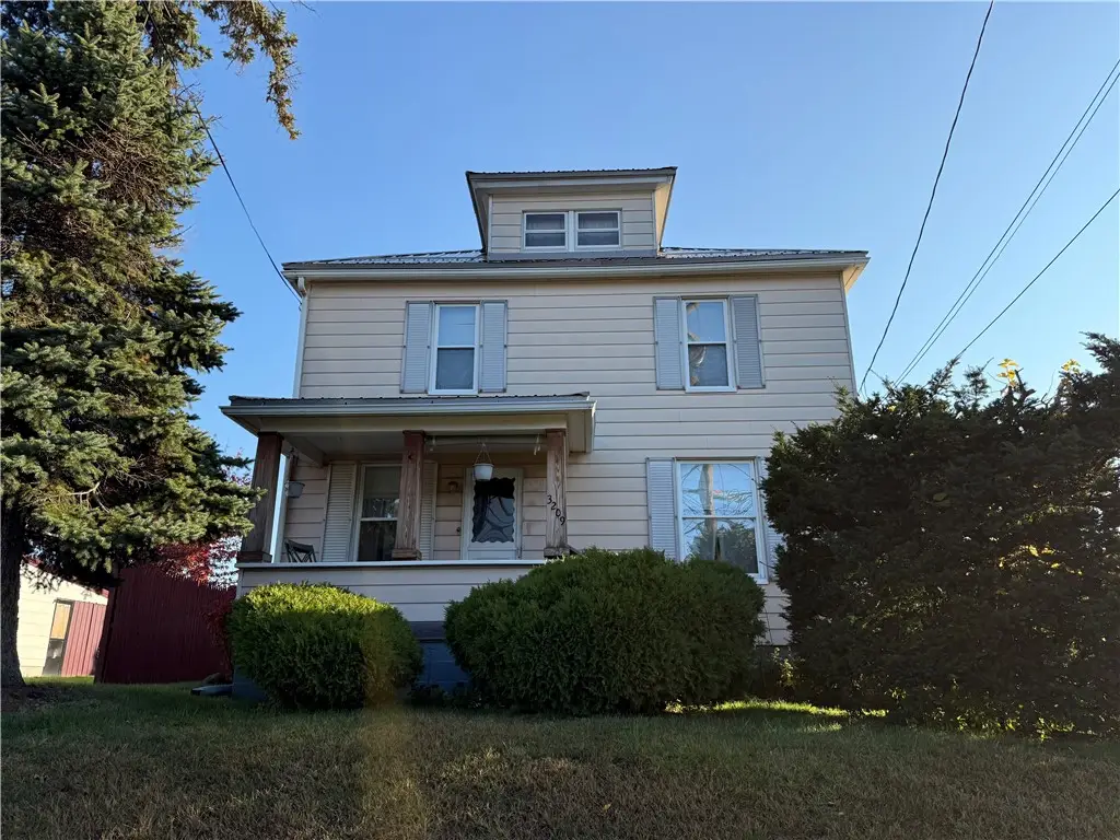 3209 Burton Ave, Erie, PA 16504 - #1