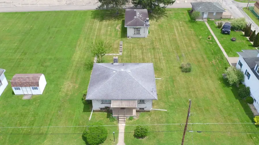 407 Vine St, Connellsville, PA 15425 - #3