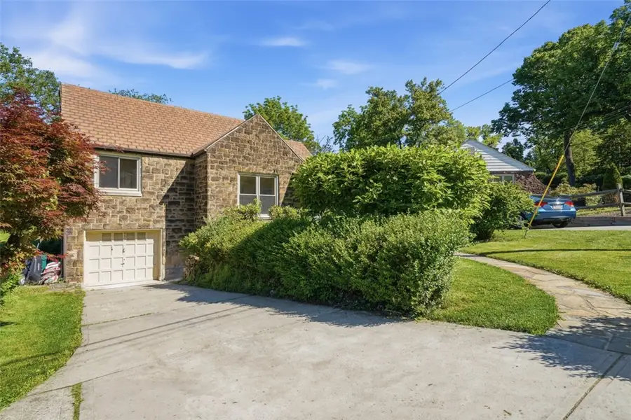 953 William Penn Ct, Pittsburgh, PA 15221 - #2