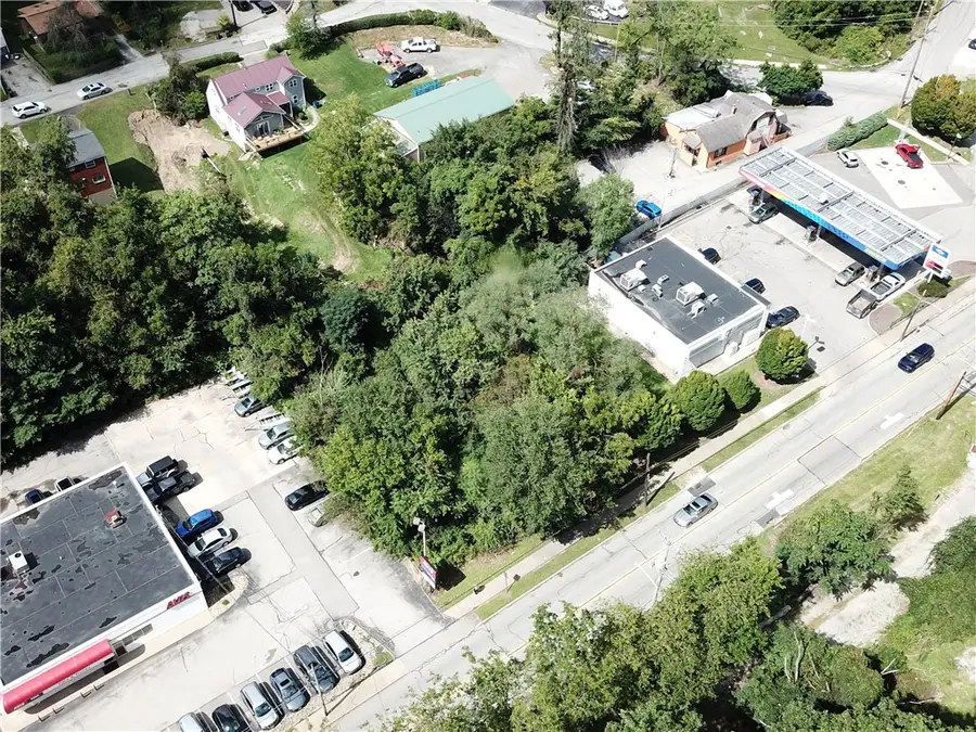 618 Rodi Rd, Pittsburgh, PA 15235 - #3