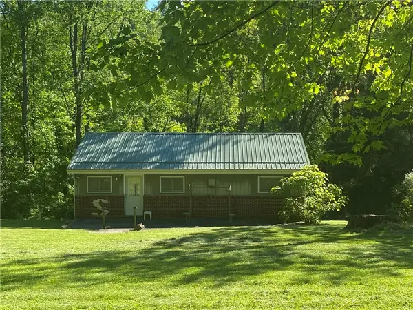154 Eicher Rd., Confluence, PA 15424