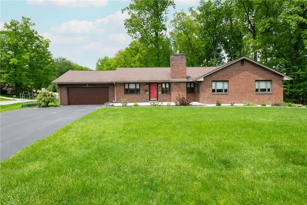 112 White Oak Dr, Butler, PA 16001