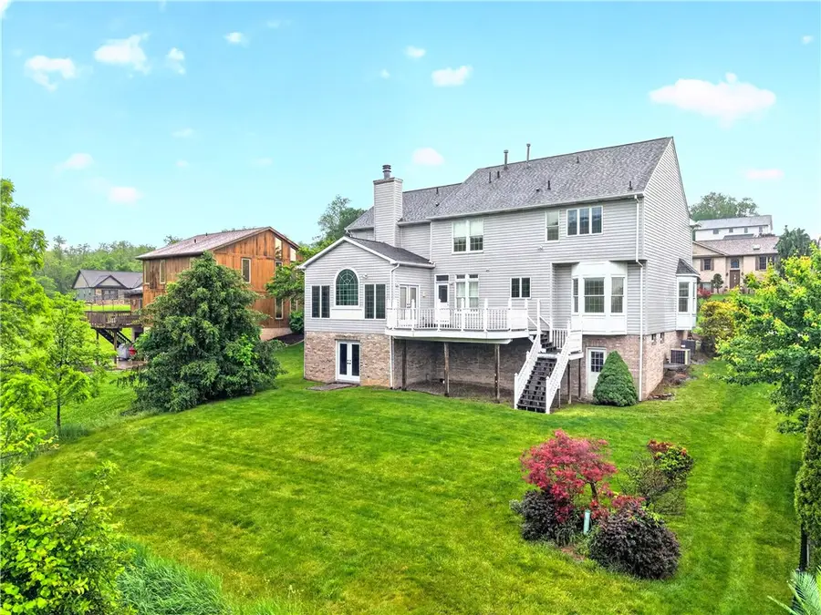 510 Princess Dr, Elizabeth, PA 15037 - #3