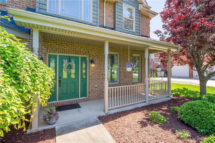 320 Hedgerow Dr, Venetia, PA 15367 - #3