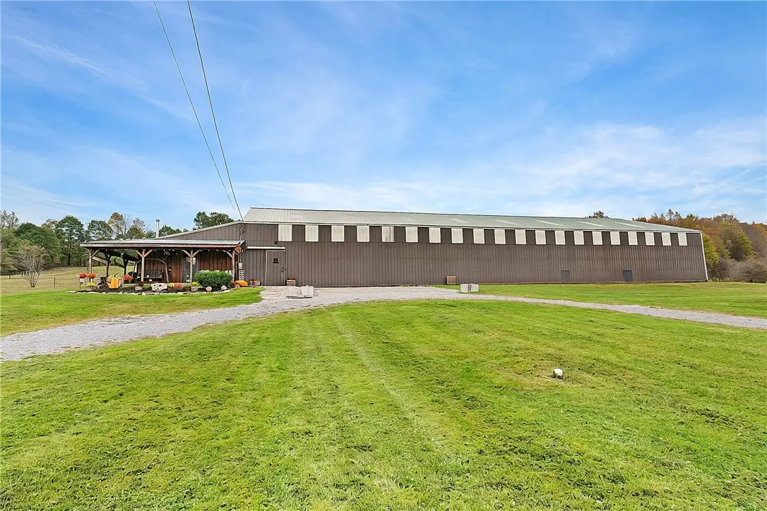 1316 Porter Rd, Harrisville, PA 16038 - #1