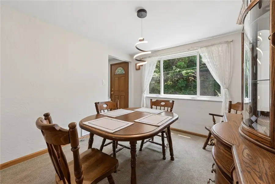 341 E Agnew Avenue, Pittsburgh, PA 15210 - #3