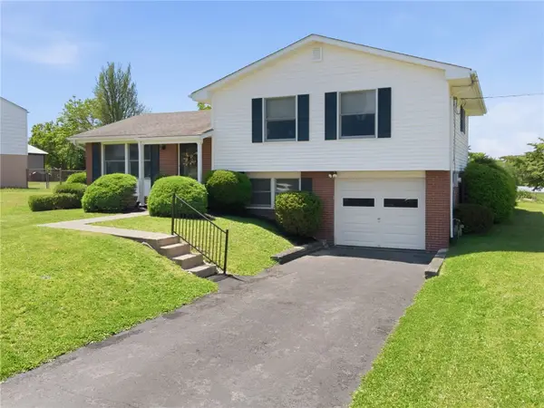 102 Terrence Drive, Manor, PA 15665
