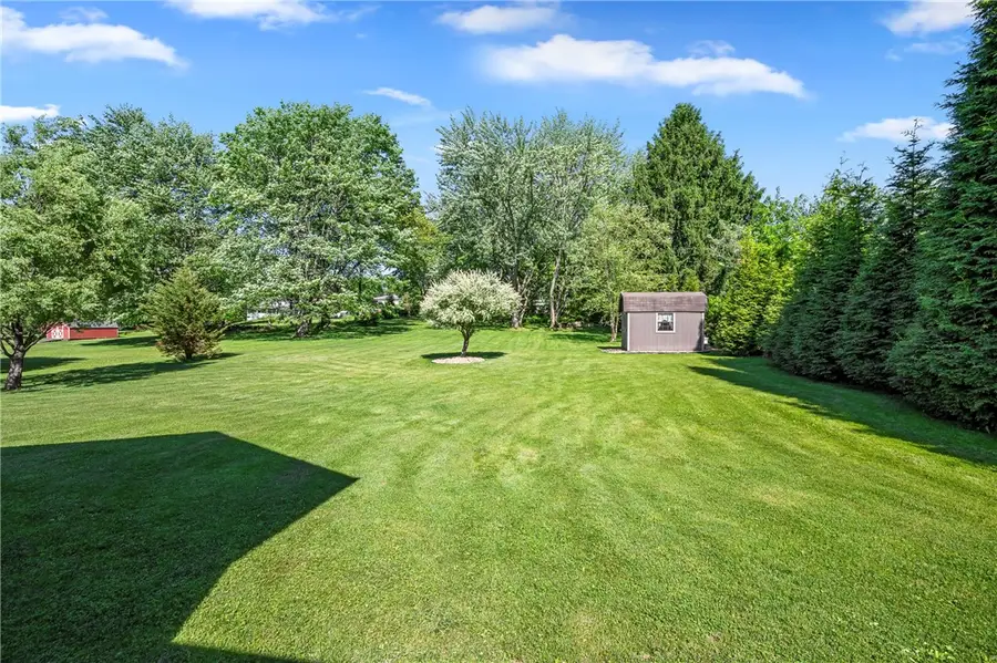 126 Lipinwood Drive, Beaver Falls, PA 15010 - #3