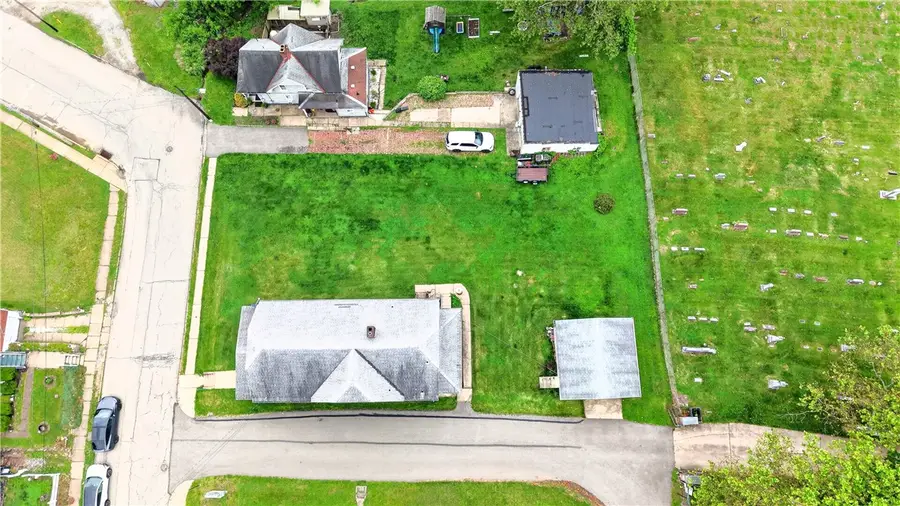 512 Dersam Street, McKeesport, PA 15133 - #3