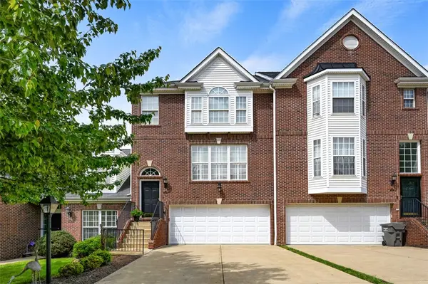 532 E Vanderbilt Dr, Mars, PA 16046