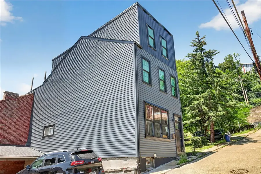 1504 Boyle St, Pittsburgh, PA 15212 - #2