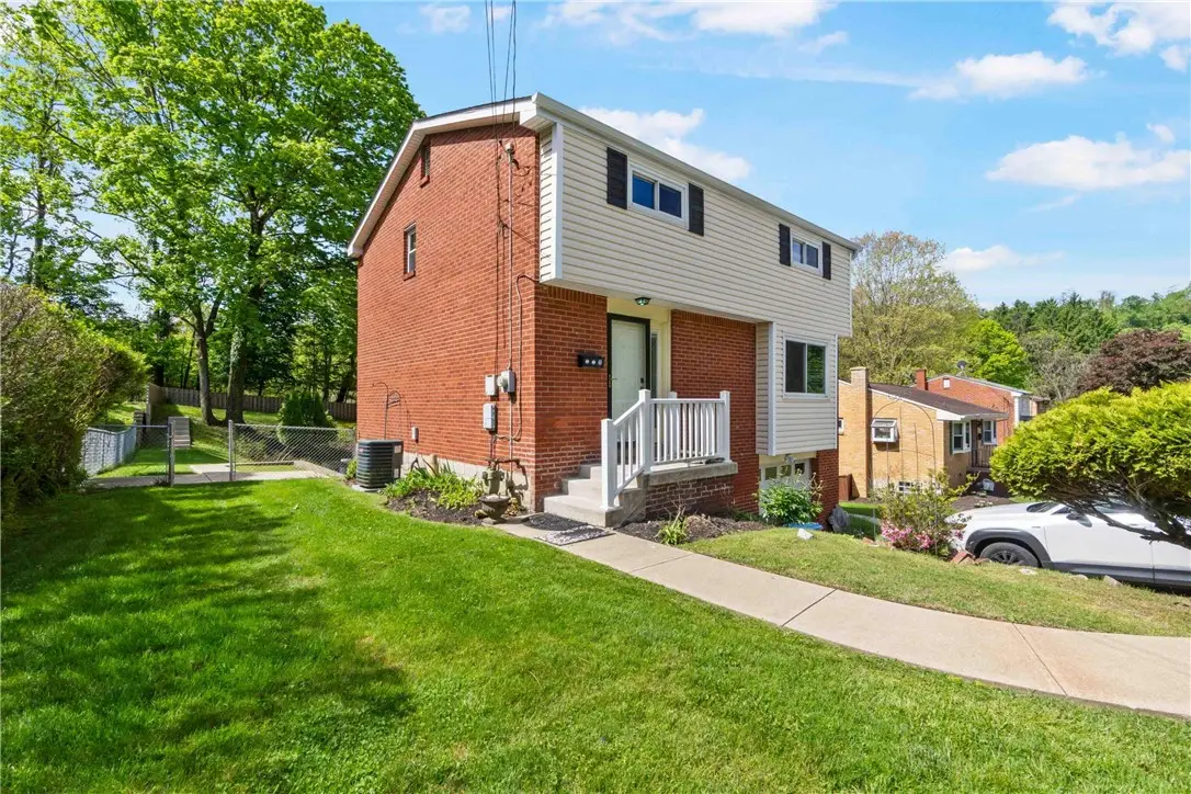 228 Shenandoah Dr, Pittsburgh, PA 15235 - #1