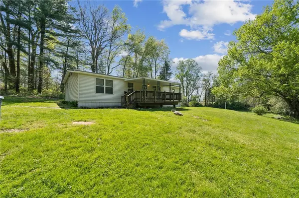 154 Thompson Rd, Torrance, PA 15627