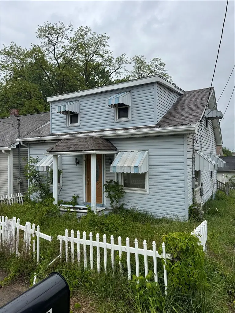 500 Hayes Ave, Washington, PA 15301 - #1