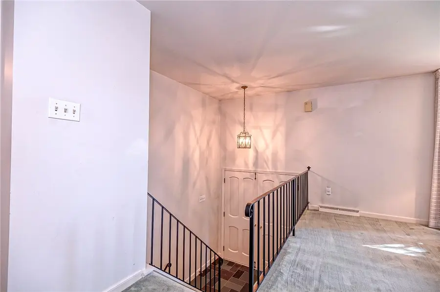 5025 Windover Dr., Pittsburgh, PA 15205 - #3