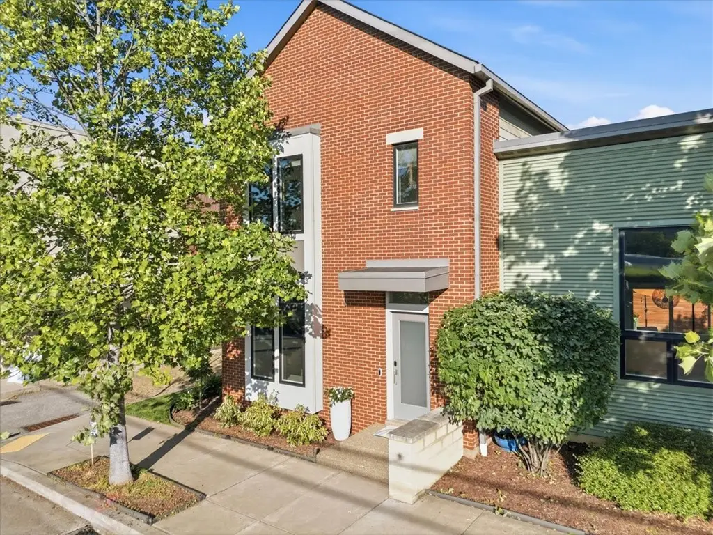 4606 Hatfield St, Pittsburgh, PA 15201 - #1