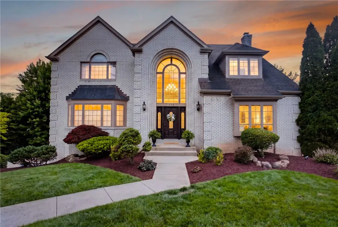 173 Bittersweet Cir, Venetia, PA 15367 - #1