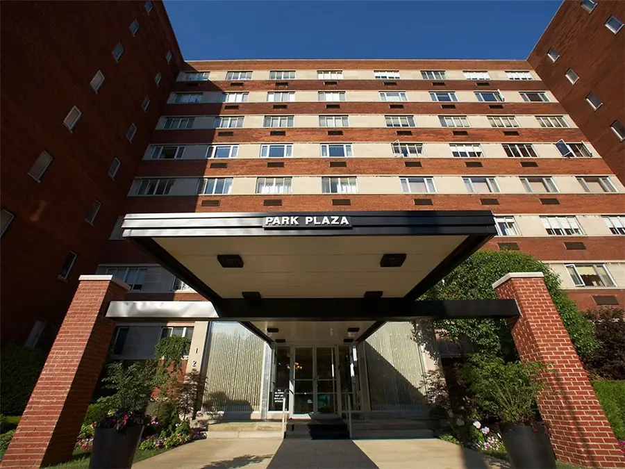 128 N Craig St #305, Pittsburgh, PA 15213 - #2